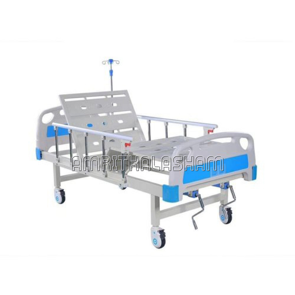 Smart Care Manual Full Fowler Bed With Ss Panel Side Railing and Iv Stand Wooden